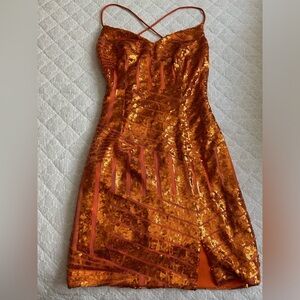 Fitted homecoming dress, orange, sparkly, size 0, “Lavetir”.